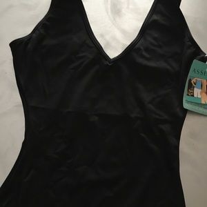 Fantastic Firmers by Sara Blakely V Neck Tank